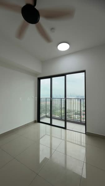 Servis Apartment untuk Disewa di M Arisa - Kathy Yap - Balcony - PropertyGuru.com.my