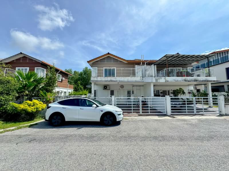 Semi-Detached House for Sale in Sepang (Selangor) - Hafiz Shariff - Exterior - PropertyGuru.com.my