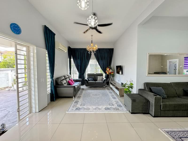 Semi-Detached House for Sale in Sepang (Selangor) - Hafiz Shariff - Living Room - PropertyGuru.com.my