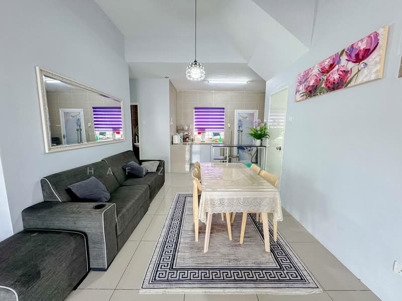 Semi-Detached House for Sale in Sepang (Selangor) - Hafiz Shariff - Living Room - PropertyGuru.com.my