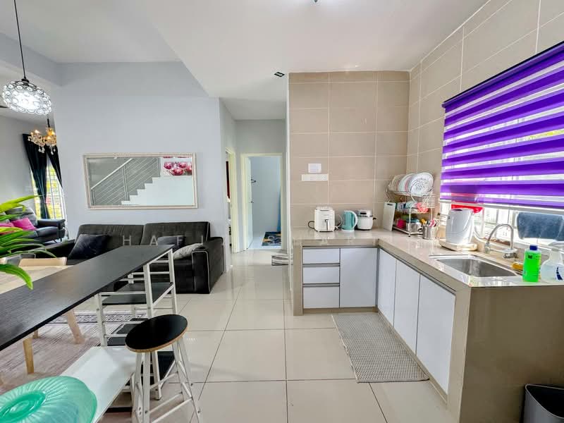 Semi-Detached House for Sale in Sepang (Selangor) - Hafiz Shariff - Living Room - PropertyGuru.com.my