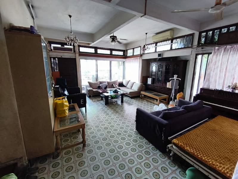 Semi-Detached House for Sale in Taman Maluri (Cheras) - Lewis Tam - Living Room - PropertyGuru.com.my