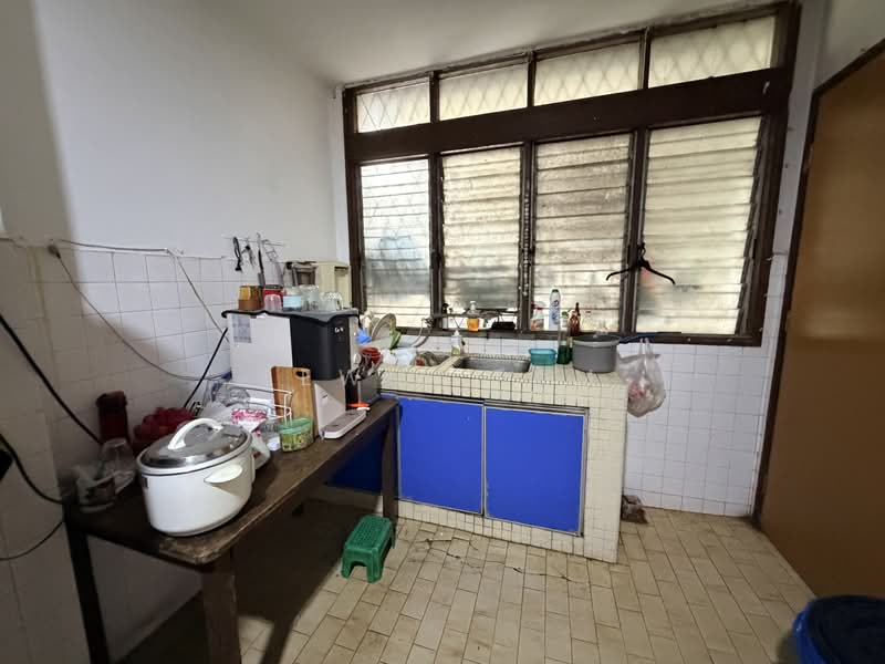 Semi-Detached House for Sale in Taman Maluri (Cheras) - Lewis Tam - Kitchen - PropertyGuru.com.my