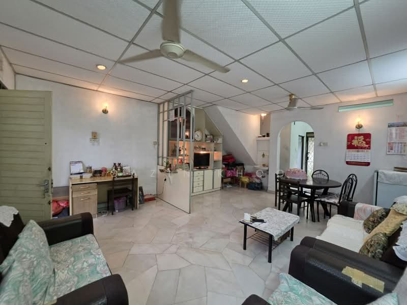 2-storey Terraced House for Sale in Pengkalan Pegoh (Ipoh) - Qazin Khoo - Living Room - PropertyGuru.com.my