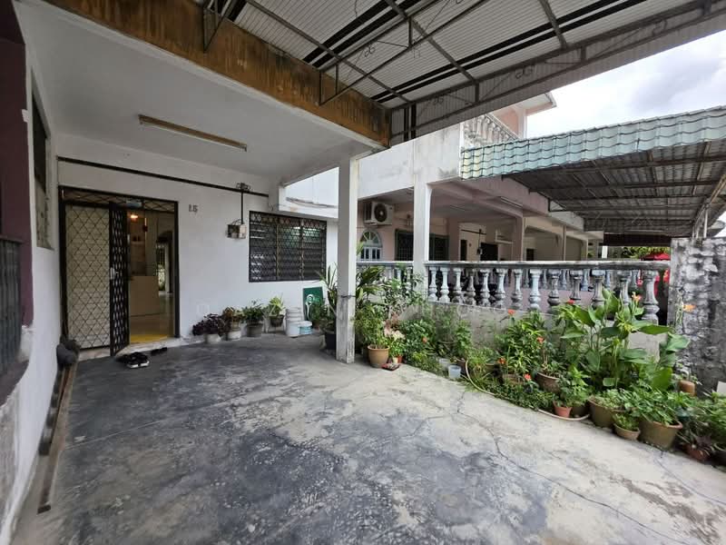 2-storey Terraced House for Sale in Pengkalan Pegoh (Ipoh) - Qazin Khoo - Exterior - PropertyGuru.com.my