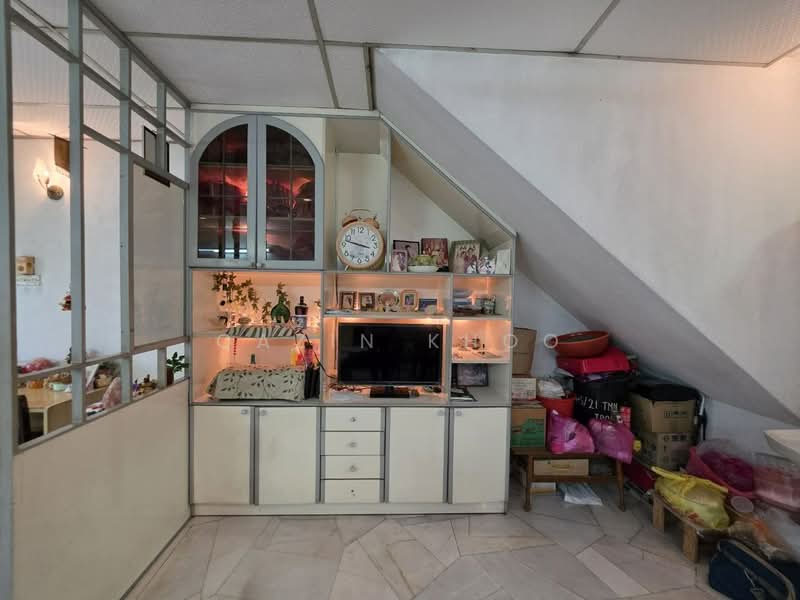2-storey Terraced House for Sale in Pengkalan Pegoh (Ipoh) - Qazin Khoo - Living Room - PropertyGuru.com.my