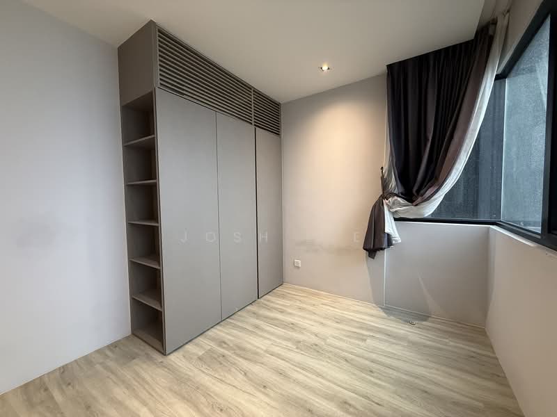 For Sale - Lumi Tropicana