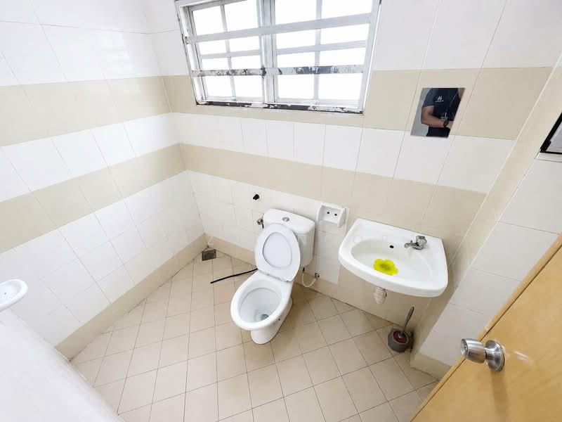 Rumah Teres 2 Tingkat untuk Dijual di Rawang (Selangor) - Fazie Noor - Bathroom - PropertyGuru.com.my
