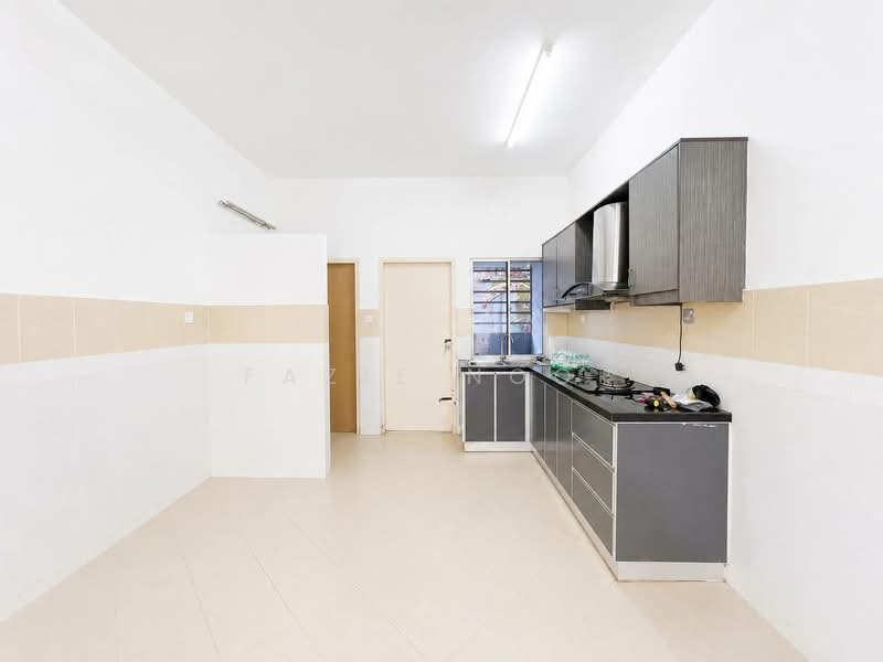 Rumah Teres 2 Tingkat untuk Dijual di Rawang (Selangor) - Fazie Noor - Kitchen - PropertyGuru.com.my