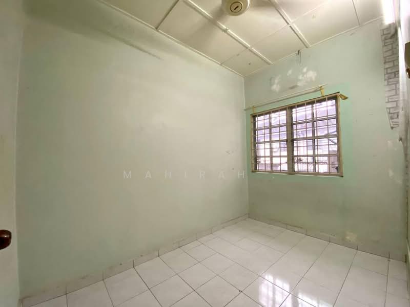 2-storey Terraced House for Sale in Saujana Impian (Kajang) - Mahirah . - Interior - PropertyGuru.com.my