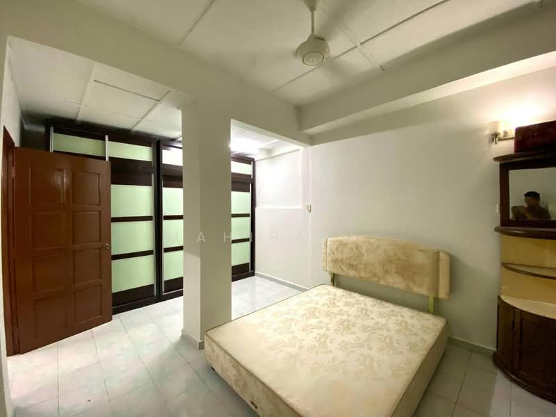 2-storey Terraced House for Sale in Saujana Impian (Kajang) - Mahirah . - Bedroom - PropertyGuru.com.my