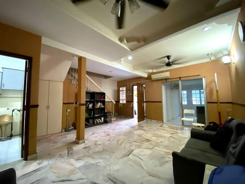 2-storey Terraced House for Sale in Saujana Impian (Kajang) - Mahirah . - Living Room - PropertyGuru.com.my