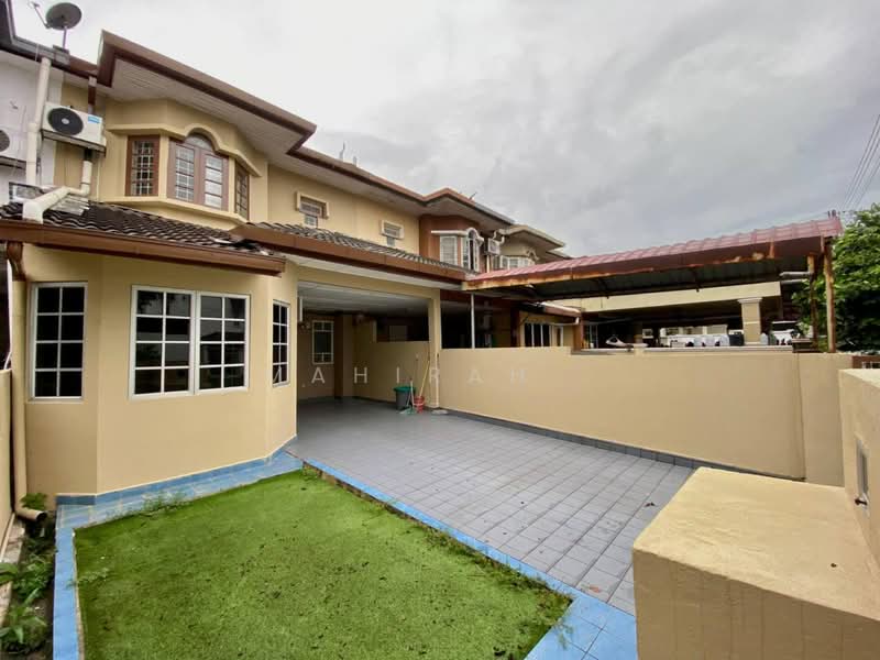 2-storey Terraced House for Sale in Saujana Impian (Kajang) - Mahirah . - Exterior - PropertyGuru.com.my