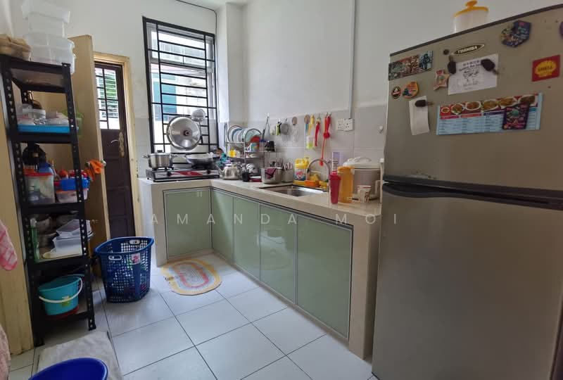 2-storey Terraced House for Sale in Bandar Seri Alam (Masai) - Amanda Moi - Kitchen - PropertyGuru.com.my