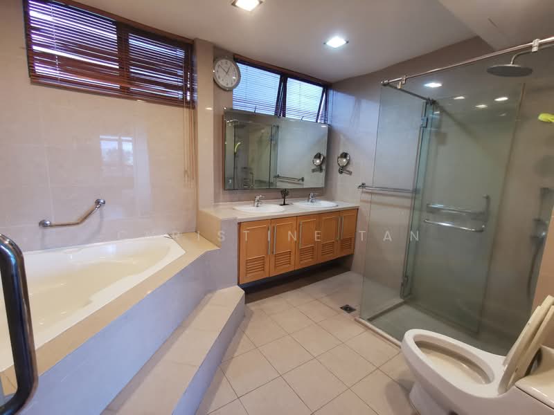 Kondominium untuk Disewa di 1 Bukit Utama - Christine Tan - Bathroom - PropertyGuru.com.my