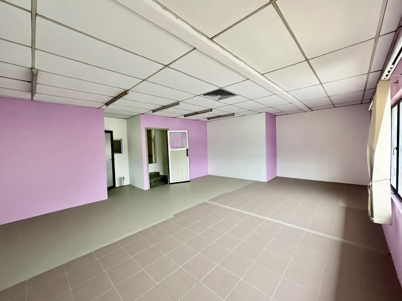 Factory for Rent in Taman Perindustrian Taming Jaya (Balakong) - YI HEONG - Interior - PropertyGuru.com.my