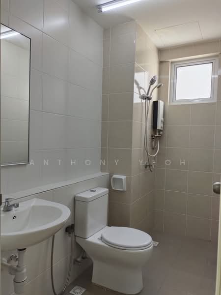 Kondominium untuk Disewa di Havana Beach Residences - Anthony Yeoh - Bathroom - PropertyGuru.com.my