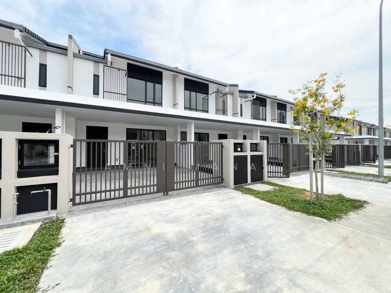 2-storey Terraced House for Sale in Bandar Bukit Raja (Klang) - Amni Manan - Exterior - PropertyGuru.com.my