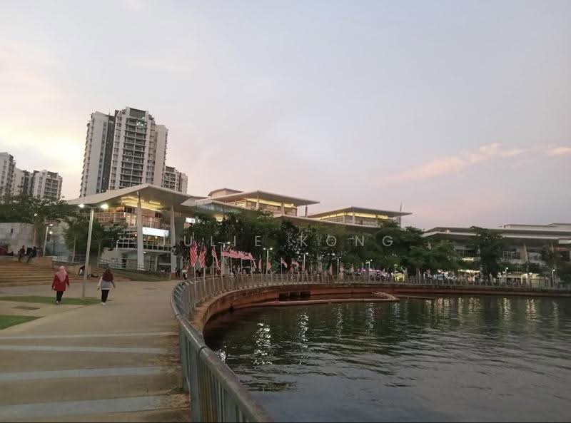 Retail Space for Rent in Presint 8 (Putrajaya) - Julie Kong - Exterior - PropertyGuru.com.my