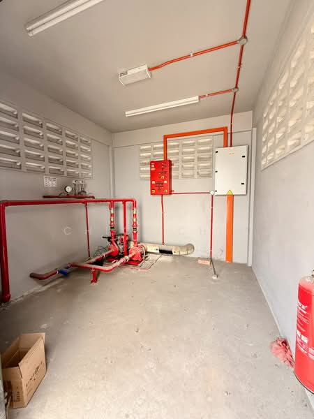 Factory for Rent in Taman Perindustrian Senai (Senai) - Chloe Chin - Interior - PropertyGuru.com.my