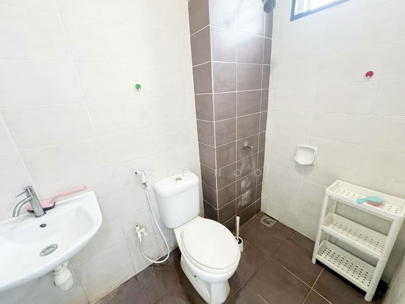 Rumah Teres 2 Tingkat untuk Dijual di Sungai Buloh (Selangor) - Fazie Noor - Bathroom - PropertyGuru.com.my