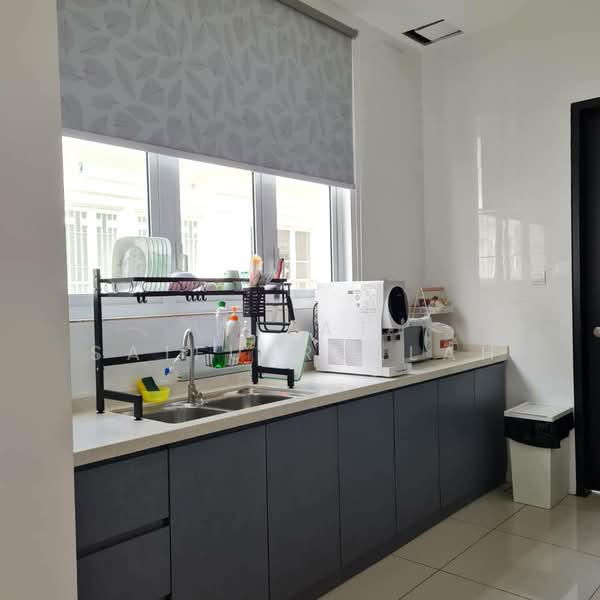 Cluster House for Sale in Eco Majestic (Semenyih) - Aizat Saifulrullah - Kitchen - PropertyGuru.com.my
