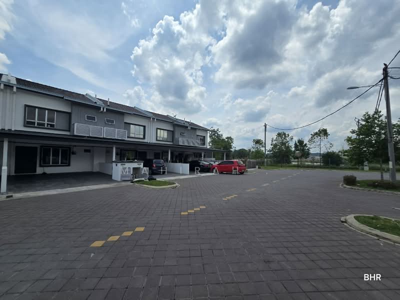 Rumah Teres 2 Tingkat untuk Dijual di Dengkil (Selangor) - Mahirah . - Exterior - PropertyGuru.com.my