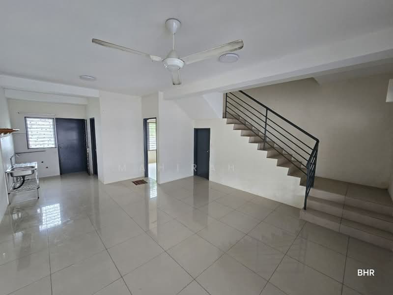 Rumah Teres 2 Tingkat untuk Dijual di Dengkil (Selangor) - Mahirah . - Interior - PropertyGuru.com.my