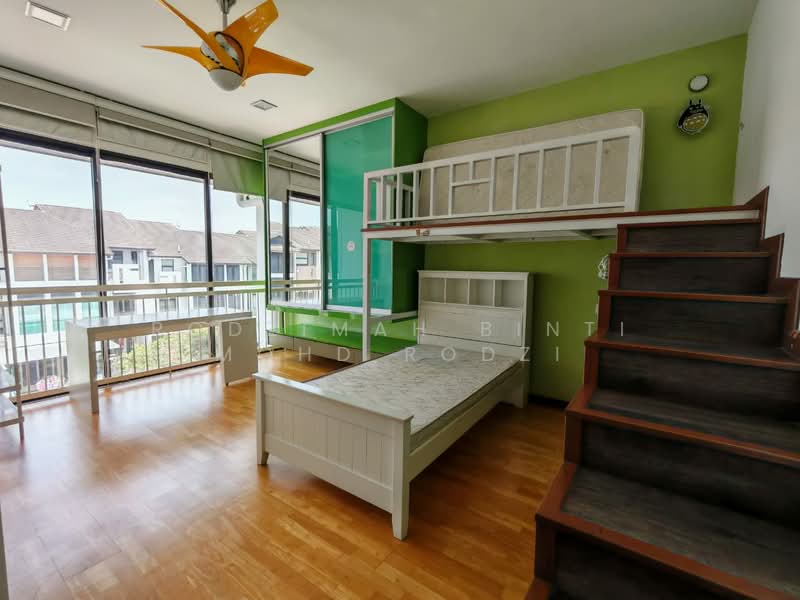 3-storey Terraced House for Rent in Sepang (Selangor) - Rodzimah Binti Mohd Rodzi - Bedroom - PropertyGuru.com.my