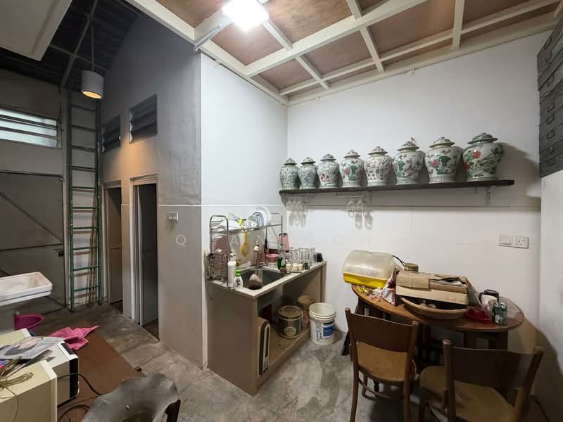 Rumah Teres 1 Tingkat untuk Dijual di Taman Desa Green (Jelutong) - Qyan Goh - Kitchen - PropertyGuru.com.my