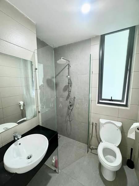 Condominium for Rent at The Elysia Park Residence - APRILIA CHAYADI - Bathroom - PropertyGuru.com.my