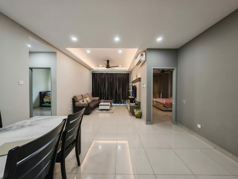 Service Residence for Sale at Seasons Amara Larkin - Coco Feng Lily - Living Room - PropertyGuru.com.my