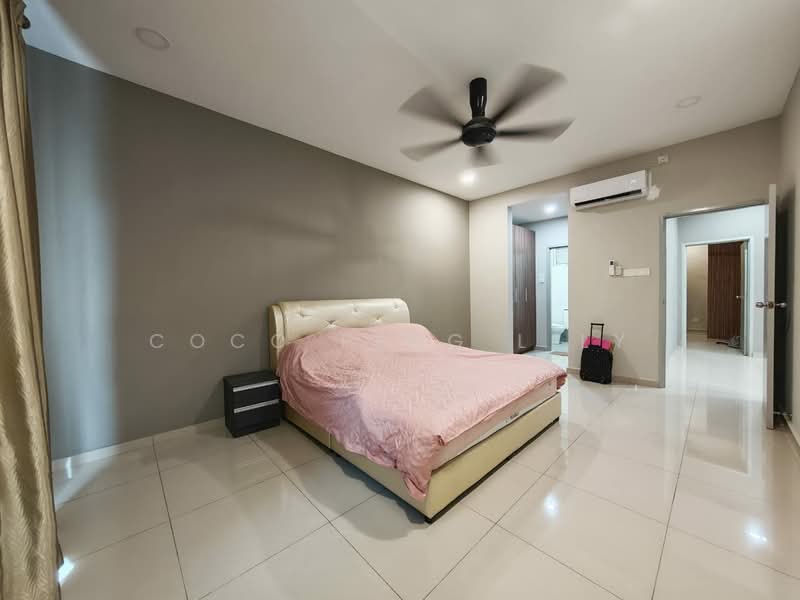 Service Residence for Sale at Seasons Amara Larkin - Coco Feng Lily - Bedroom - PropertyGuru.com.my