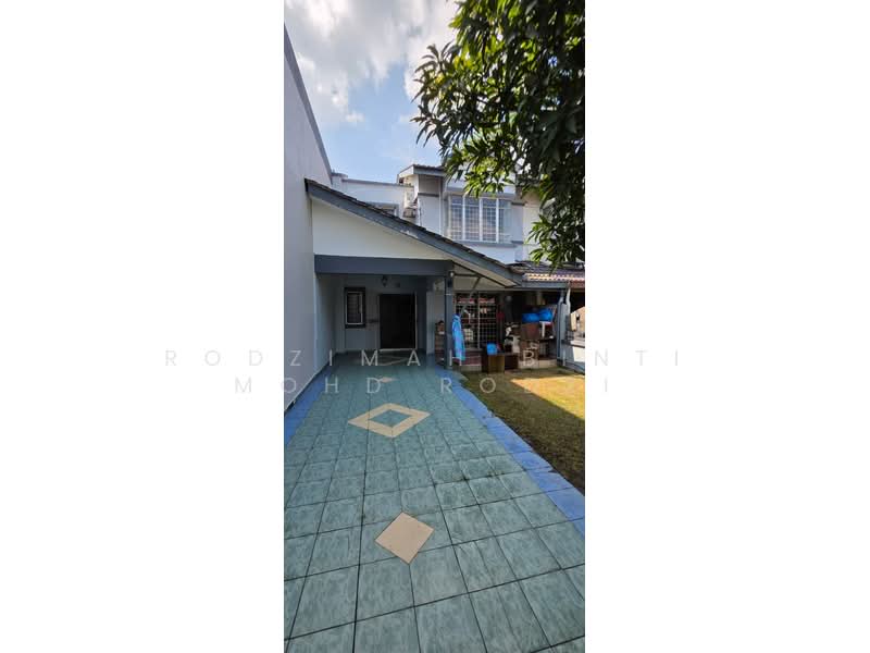 Rumah Teres 2 Tingkat untuk Disewa di Taman Subang Bestari (Sungai Buloh) - Rodzimah Binti Mohd Rodzi - Exterior - PropertyGuru.com.my