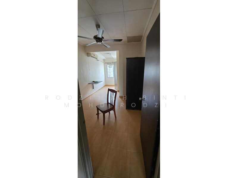 Rumah Teres 2 Tingkat untuk Disewa di Taman Subang Bestari (Sungai Buloh) - Rodzimah Binti Mohd Rodzi - Interior - PropertyGuru.com.my