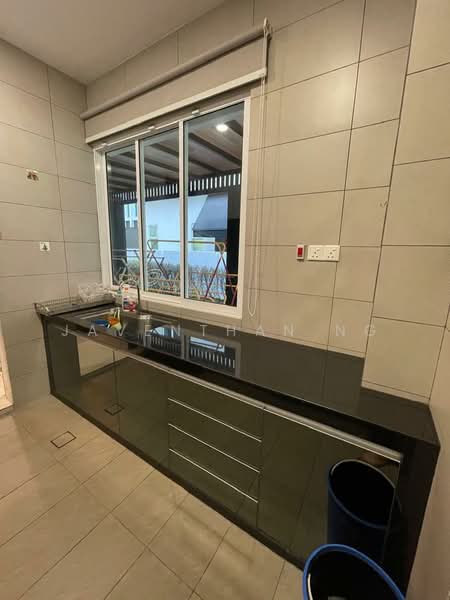Bungalow for Sale in Senibong (Permas Jaya) - Javenthan Ng - Kitchen - PropertyGuru.com.my