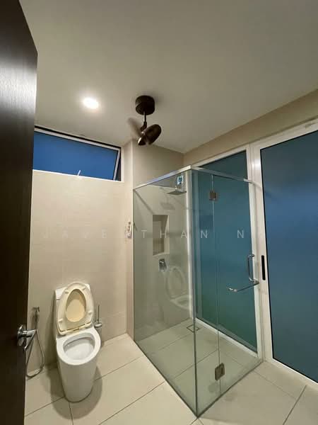 Bungalow for Sale in Senibong (Permas Jaya) - Javenthan Ng - Bathroom - PropertyGuru.com.my