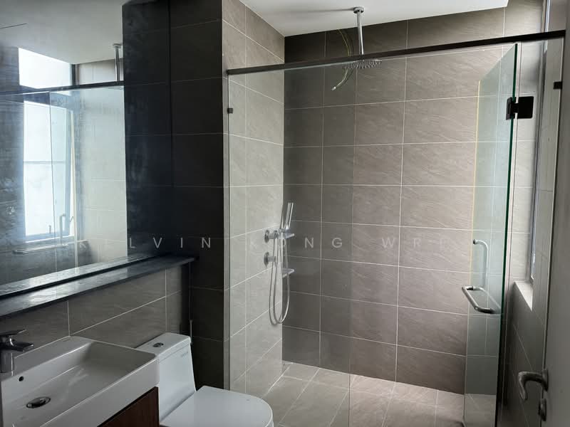 Kondominium untuk Dijual di Grand Medini - Kelvin Kong Wren - Bathroom - PropertyGuru.com.my