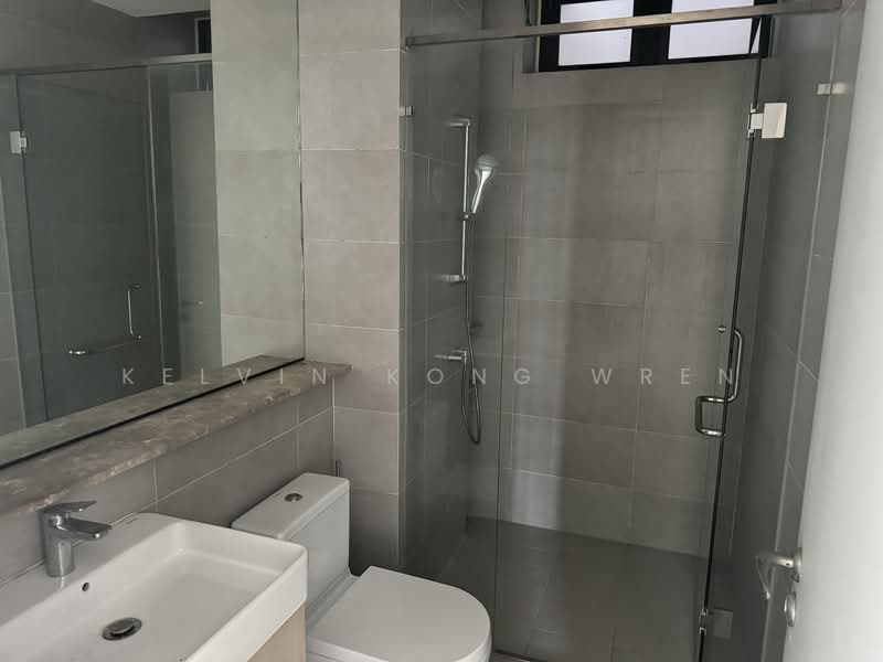 Kondominium untuk Dijual di Grand Medini - Kelvin Kong Wren - Bathroom - PropertyGuru.com.my