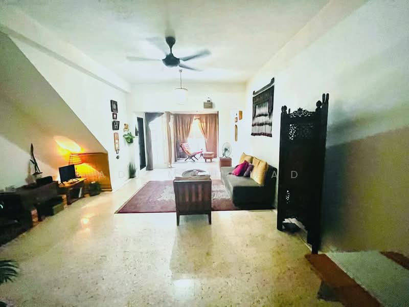2-storey Terraced House for Sale in Wangsa Melawati (Wangsa Maju) - Adi Mohamad - Living Room - PropertyGuru.com.my