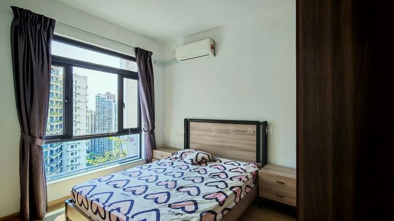 Service Residence for Sale at Forest City - Alvin Seah - Bedroom - PropertyGuru.com.my
