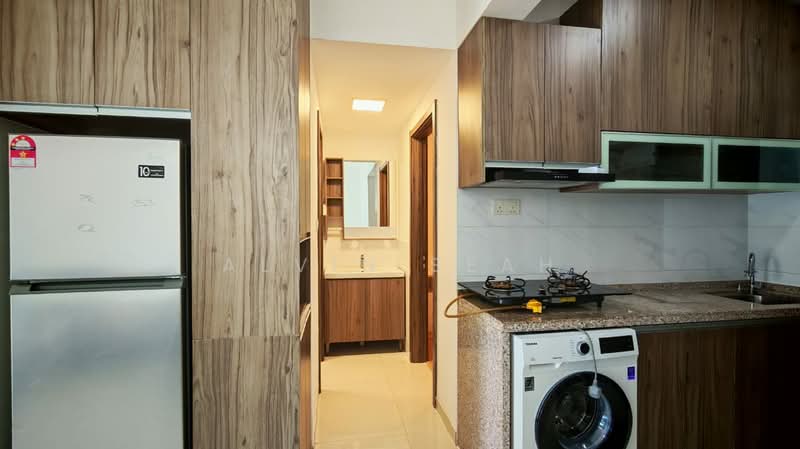 Service Residence for Sale at Forest City - Alvin Seah - Kitchen - PropertyGuru.com.my