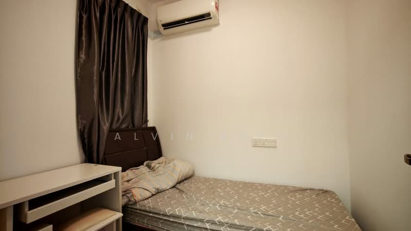 Service Residence for Sale at Forest City - Alvin Seah - Bedroom - PropertyGuru.com.my