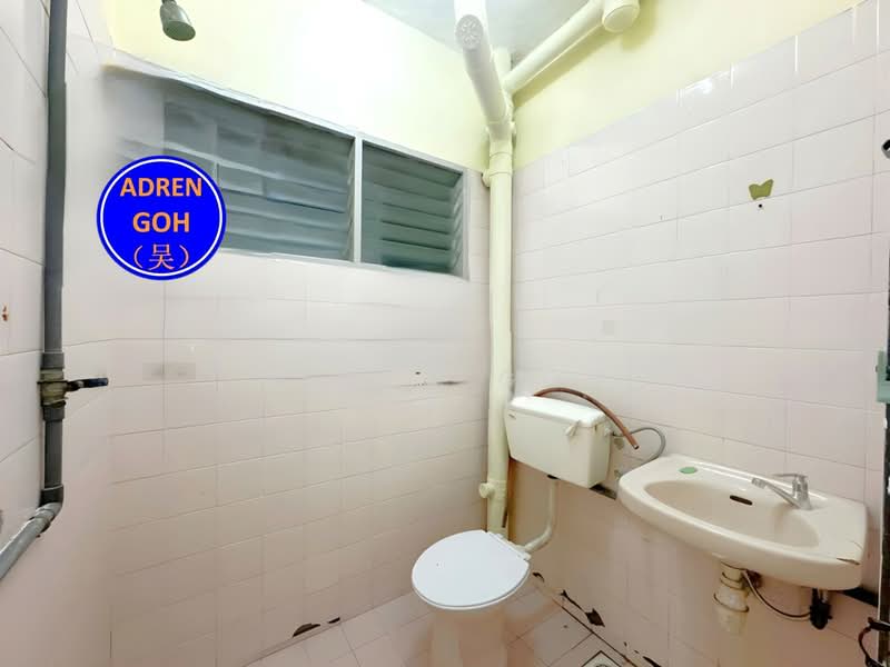 Condominium for Sale at Villa Condominium - Adren Goh - Bathroom - PropertyGuru.com.my
