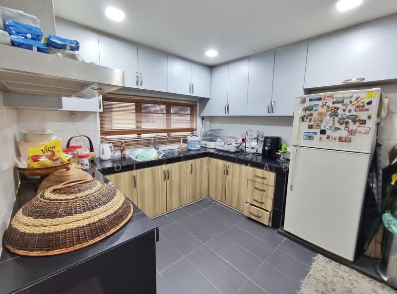 Rumah Teres 2 Tingkat untuk Dijual di Wangsa Maju (Setapak) - Adi Mohamad - Kitchen - PropertyGuru.com.my