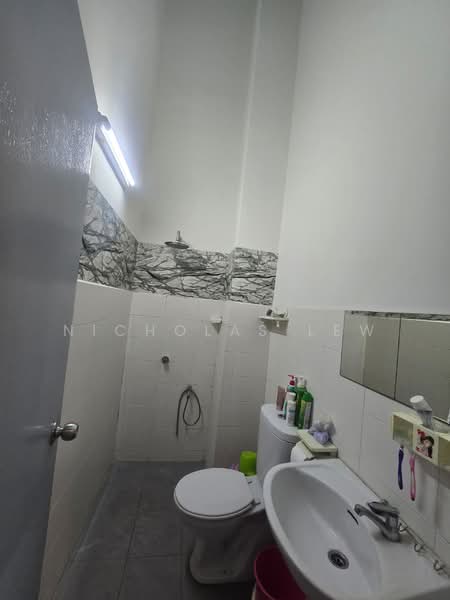 Terraced House for Sale in Bandar Putra Permai (Seri Kembangan) - Nicholas Lew - PropertyGuru.com.my