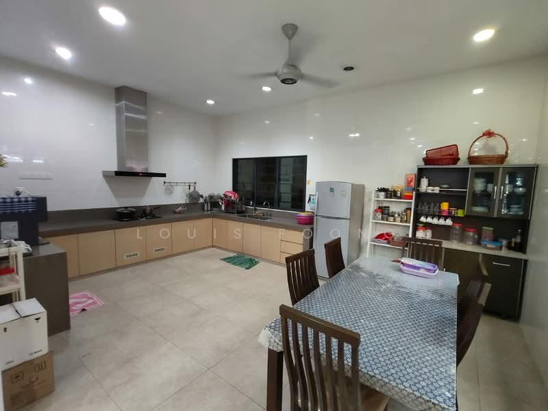 Semi-Detached House for Sale in Jinjang Selatan (Batu) - Louis Foong - Kitchen - PropertyGuru.com.my