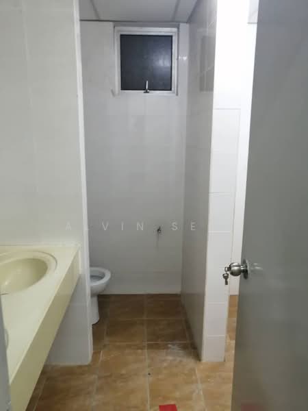 Condominium for Sale at Platinum Lake PV 15 - Alvin Seah - Bathroom - PropertyGuru.com.my