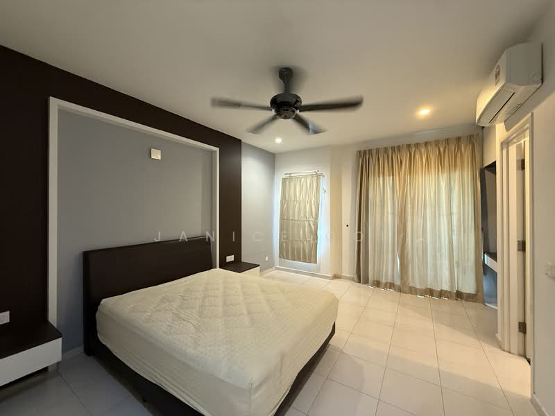 3-storey Terraced House for Sale in Sungai Ara (Penang) - Janice Ooi - Bedroom - PropertyGuru.com.my