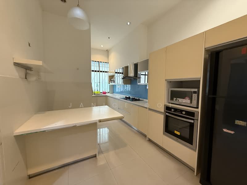 3-storey Terraced House for Sale in Sungai Ara (Penang) - Janice Ooi - Kitchen - PropertyGuru.com.my